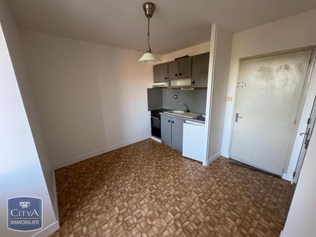 Location Appartement 1 pièce 29m² ANGOULEME 16000 - Photo 2
