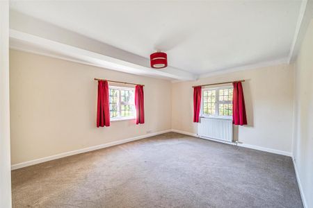 4 bedroom detached house to rent - Photo 3