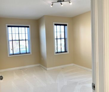 For Lease - 36 Pearl Drive, Orillia, Ontario - Photo 3