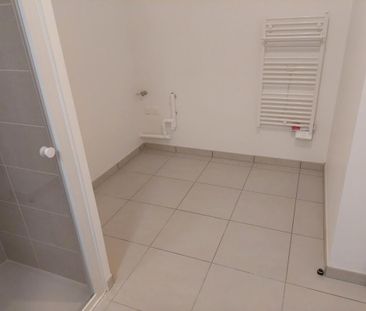 Location Appartement 2 pièces 43m² BIHOREL 76420 - Photo 5