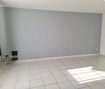 Rustig gelegen opgefriste rijwoning - Photo 1