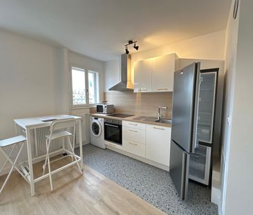 À louer : Studio meublé de 23 m² à Puteaux - Photo 3