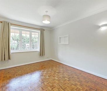 4 bedroom detached house to rent - Photo 3