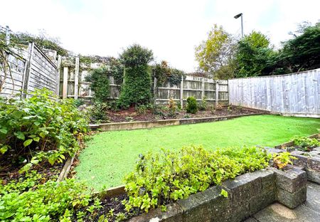 3 bedroom detached house to rent - Photo 5