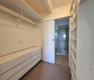 Coastal Living & Sea Views - Photo 2