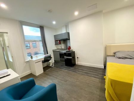 Studio to rent - Photo 2