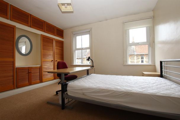 Third Avenue, Bath - Photo 1