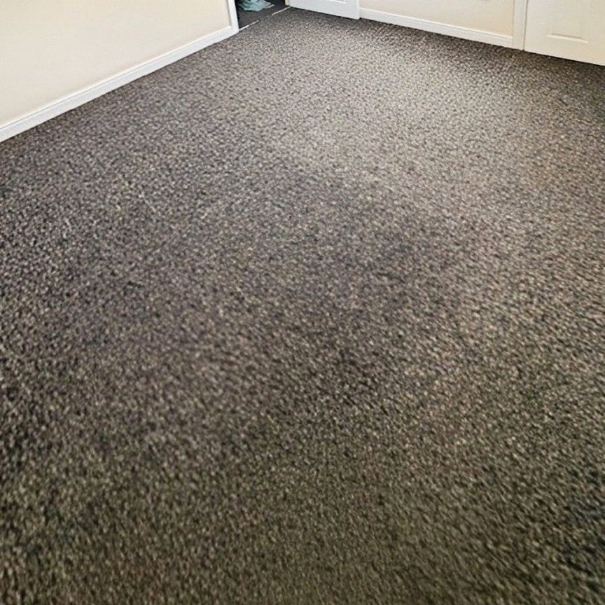 Vicarage Close, South Kirkby, Pontefract, West Yorkshire, WF9 - Photo 1