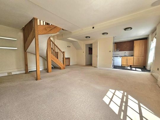 2 bedroom duplex to rent - Photo 1