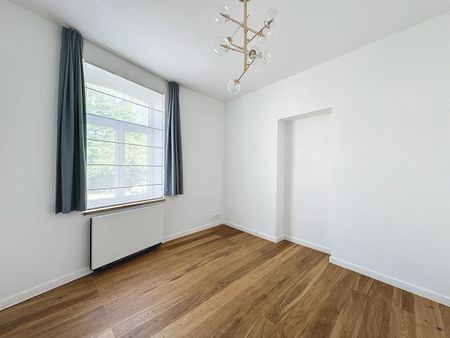 Etangs Boitsfort: Magnificent house with 3 facades + garden - Photo 5
