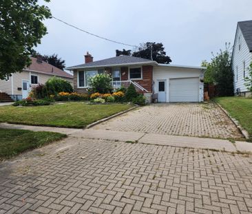 For Lease - 390 Gibbons Street Unit# Main, Oshawa, Ontario - Photo 2