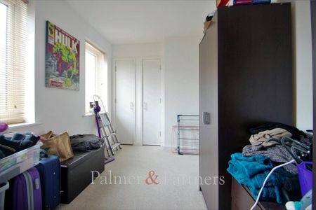 2 bedroom terraced house to rent - Photo 3