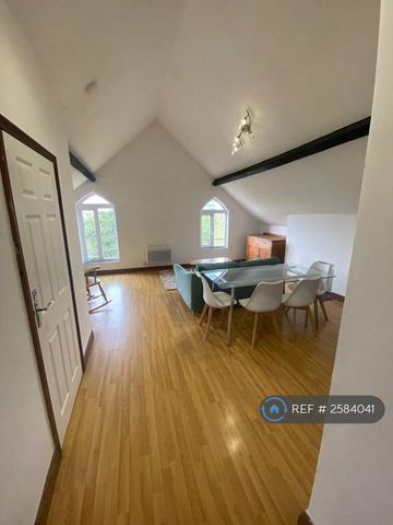2 bedroom flat to rent - Photo 5
