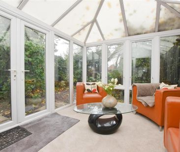 3 bedroom semi-detached house to rent - Photo 5