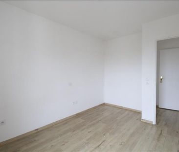 3 pièces - 61 m² - 4ème étage - Colocation non autorisée - Photo 2