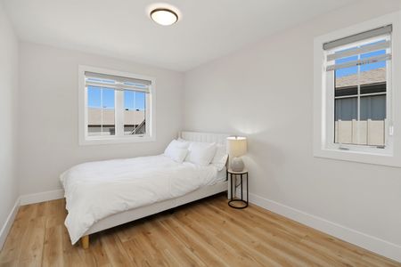 For Lease - 142 Sycamore Street, Blue Mountains, Ontario - Photo 4