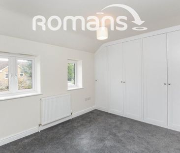 4 bedroom semi-detached house to rent - Photo 3