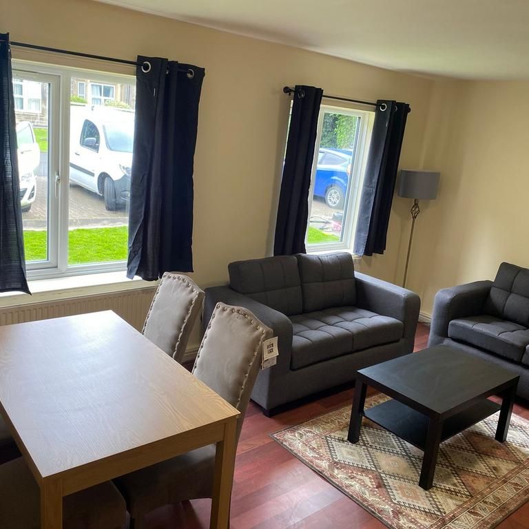 3 bedroom flat to rent - Photo 1