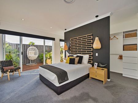 Stunning Ex-Display Home in Ormeau Ridge – Luxury Living With Low-Maintenance Appeal - Photo 3