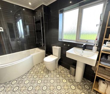 4 Bedroom Detached To Let - Photo 5