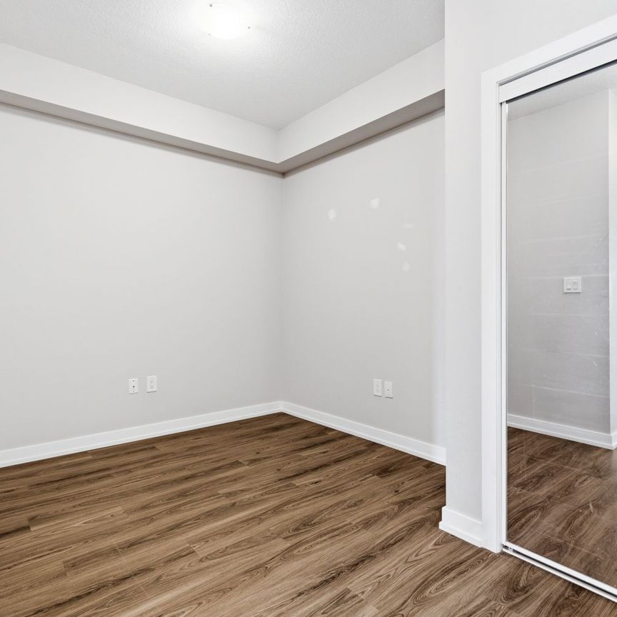 For Lease - 450 Dundas Street Unit# 1113, Hamilton, Ontario - Photo 1