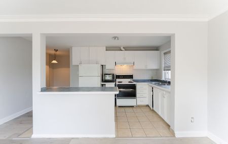 For Lease - 56 Mendota Road Unit# 2, Toronto, Ontario - Photo 5
