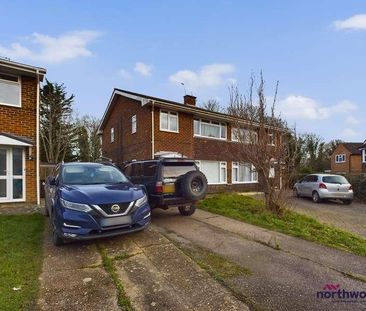 Downsview Way, Hailsham, BN27 - Photo 2