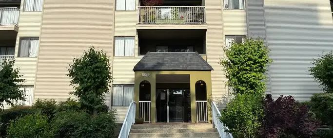 Woodway Apartments - Move in Today! | 1859 Woodway Place, Burnaby - Photo 1