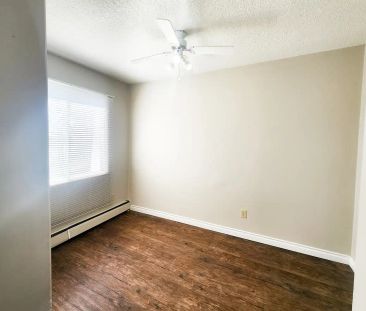 Maple Leaf Court — 2 Bedroom w/ Balcony - Photo 6