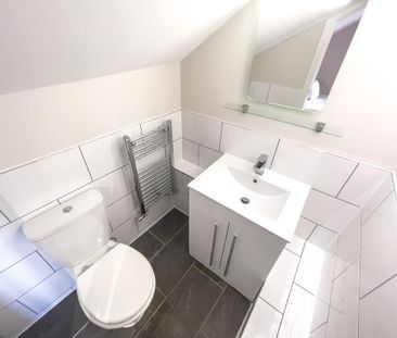 5 bedroom terraced house to rent - Photo 3