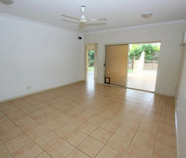 FAMILY HOME IN BRINSEAMD - Photo 1