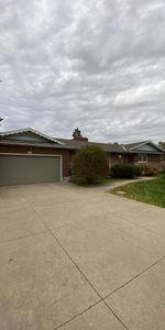 For Lease - 232 McNeilly Road, Hamilton, Ontario - Photo 4