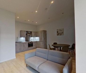 2 bedroom flat to rent - Photo 2
