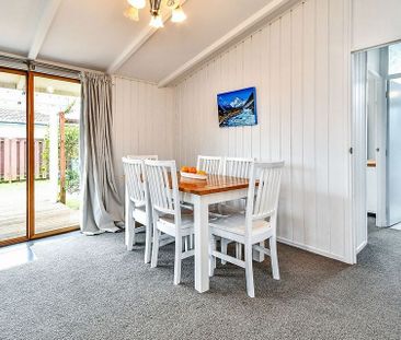 Light-Filled Family Home with Entertainers’ Deck a - Photo 6