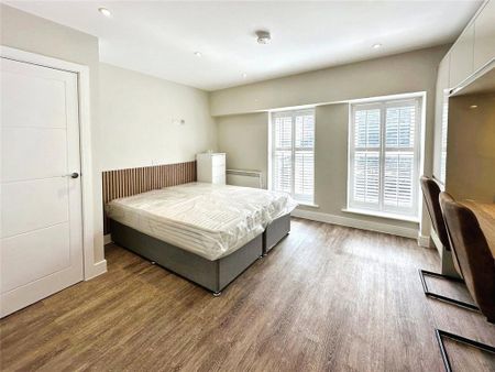 1 bedroom flat to rent - Photo 2