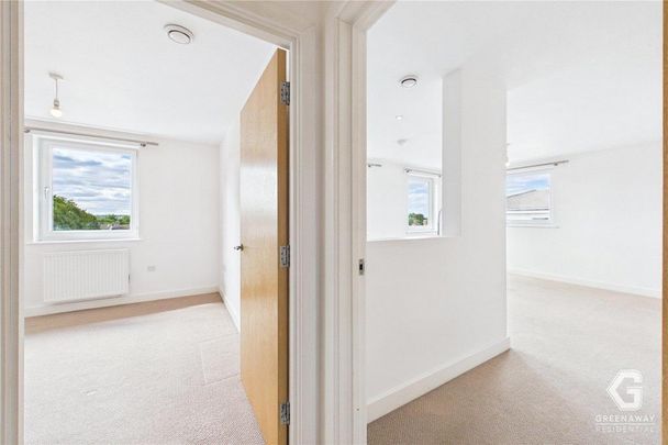 2 bedroom penthouse to rent - Photo 1