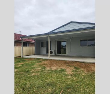 Convenient Location - Photo 4