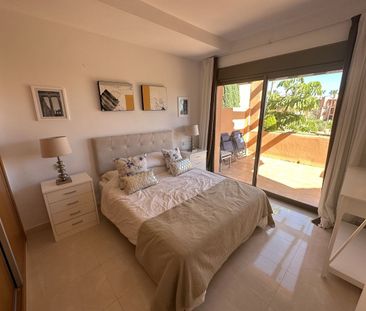 Atico en alquiler en Estepona - Photo 3