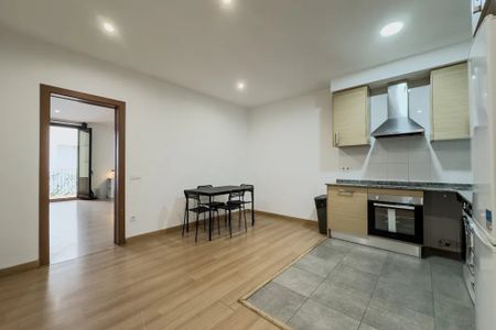 Carrer Nou de la Rambla, Barcelona, Catalonia 08001 - Photo 2