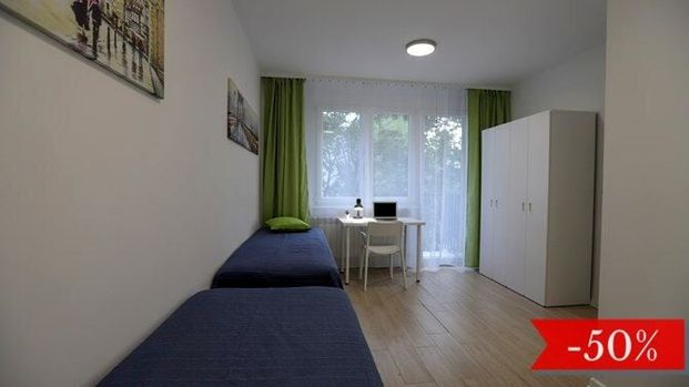 Pokój, ul. 1 Sierpnia - Photo 1