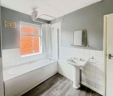 Yarborough Road, East Cowes, PO32 - Photo 6