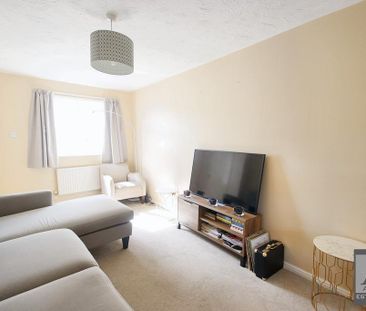 2 bedroom terraced house to rent - Photo 2