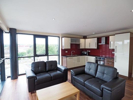 3 bedroom flat to rent - Photo 1