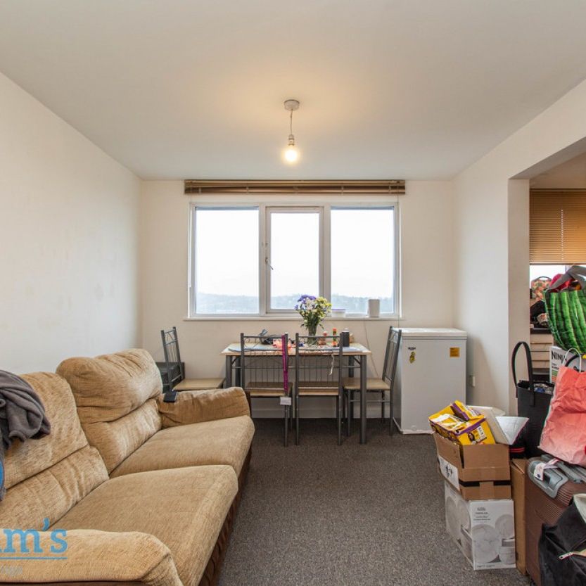1 bed Apartment for Rent - Photo 1