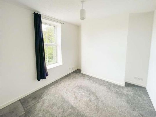 Churchfields Road, Salisbury, SP2 - Photo 1