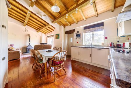 3 bedroom cottage to rent - Photo 5