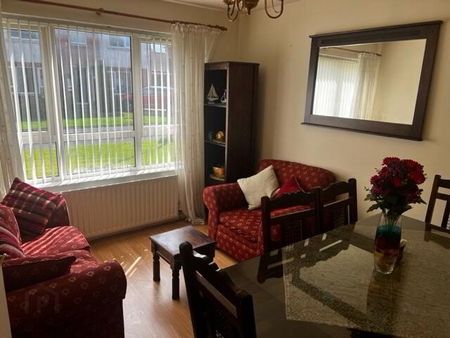 18 Laurel Grove, Lisburn, BT28 3EW - Photo 2
