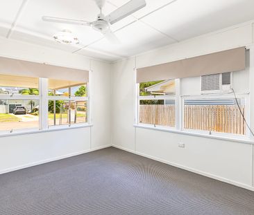 33 Leeds Street, Gulliver, Qld 4812 - Photo 1