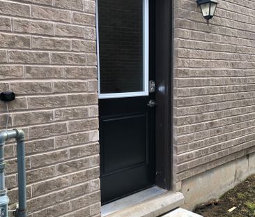 For Lease - 1408 Watercress Way Unit# Basement, Milton, Ontario - Photo 6