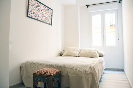 Carrer dels Serrans, Valencia, Valencian Community 46003 - Photo 2